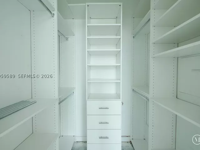 Продажа квартиры #1100 - фото 8941971