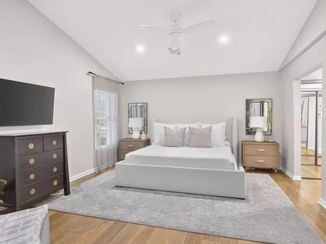 Продажа дома по адресу 23309 WATER Circle - фото 9266536