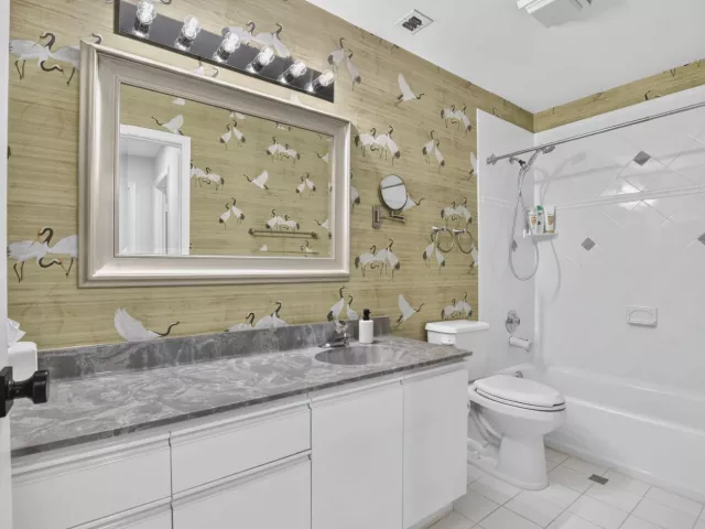 Продажа дома по адресу 23309 WATER Circle - фото 9266542