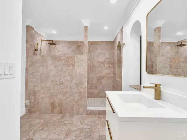 Продажа дома по адресу 898 Azalea Street - фото 9282825