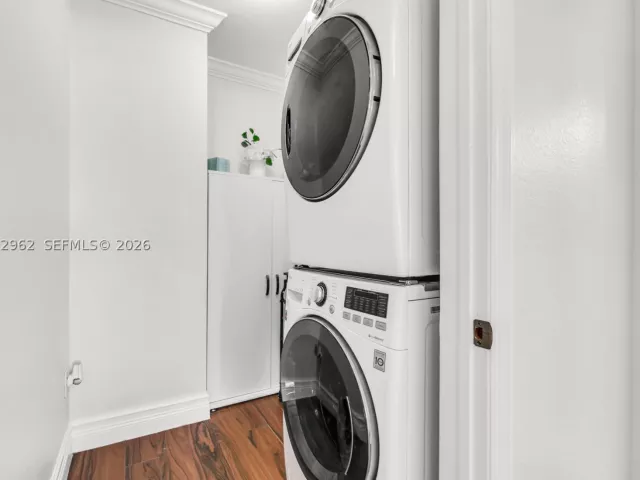 Продажа дома по адресу 2776 SW 143rd Pl - фото 9240934