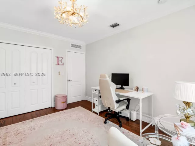 Продажа дома по адресу 2776 SW 143rd Pl - фото 9240953