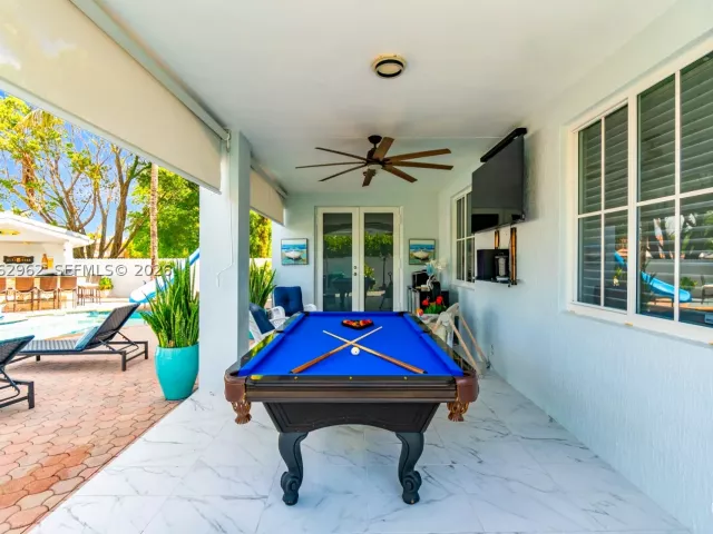 Продажа дома по адресу 2776 SW 143rd Pl - фото 9240957