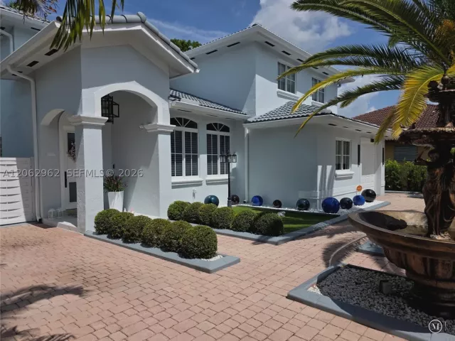 Продажа дома по адресу 2776 SW 143rd Pl - фото 9241032