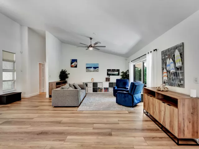 Продажа дома по адресу 1920 Parkside Circle S - фото 8946275
