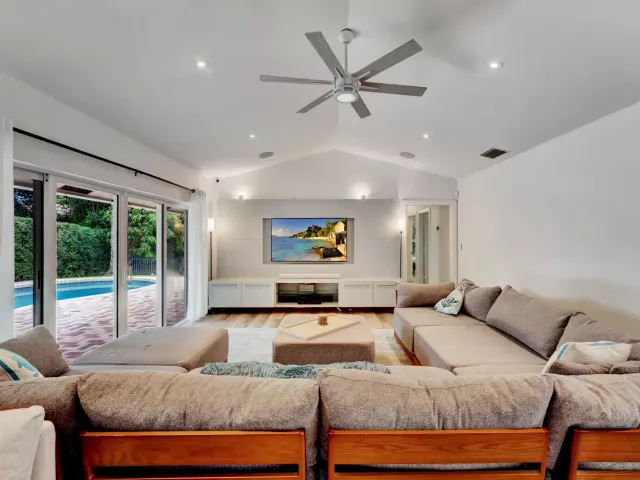 Продажа дома по адресу 1920 Parkside Circle S - фото 8946277