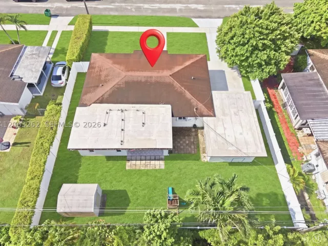 Продажа дома по адресу 8625 SW 42nd St - фото 9301888