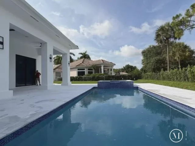 Продажа дома по адресу 2525 Seminole Circle - фото 9122649