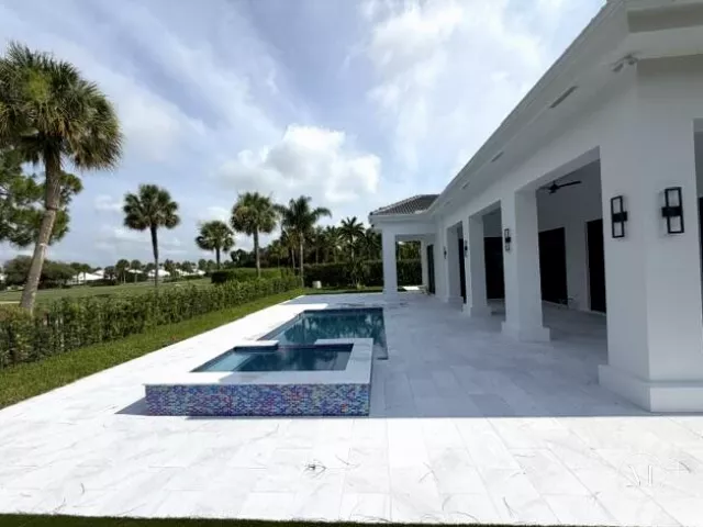Продажа дома по адресу 2525 Seminole Circle - фото 9122637