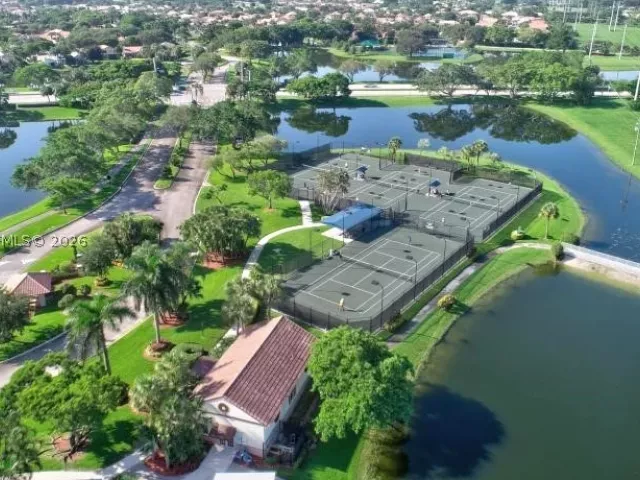 Продажа дома по адресу 10665 San Bernardino Way - фото 9283624