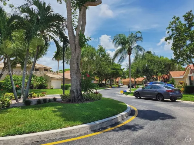 Продажа дома по адресу 10665 San Bernardino Way - фото 9283651
