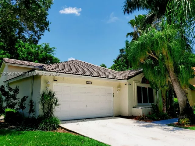 Продажа дома по адресу 10665 San Bernardino Way - фото 9283657