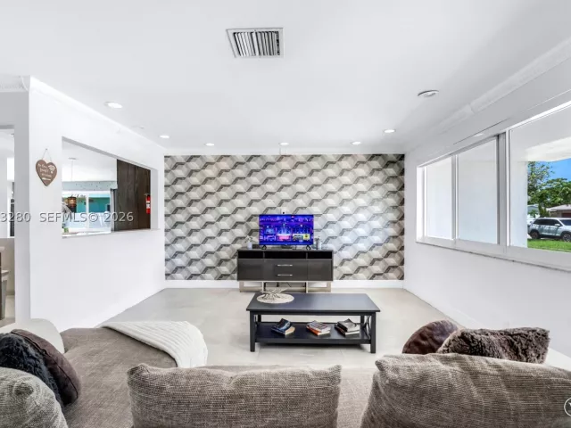 Продажа дома по адресу 5424 Garfield St - фото 9292211