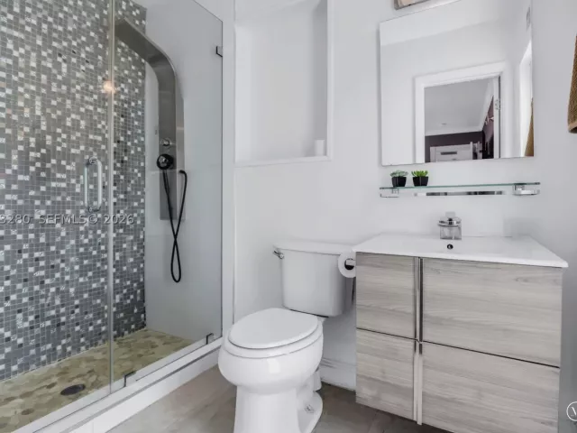 Продажа дома по адресу 5424 Garfield St - фото 9292218