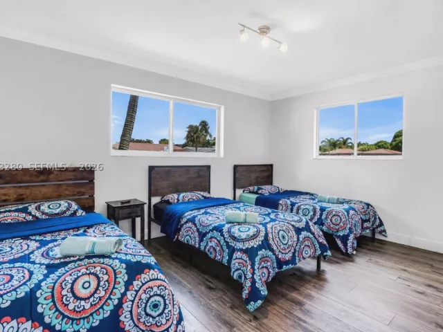 Продажа дома по адресу 5424 Garfield St - фото 9292220
