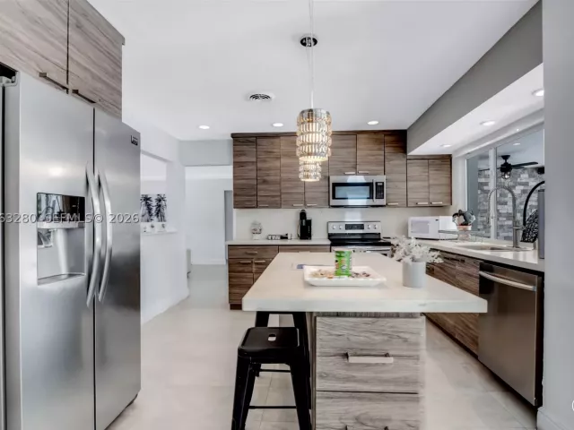 Продажа дома по адресу 5424 Garfield St - фото 9292226