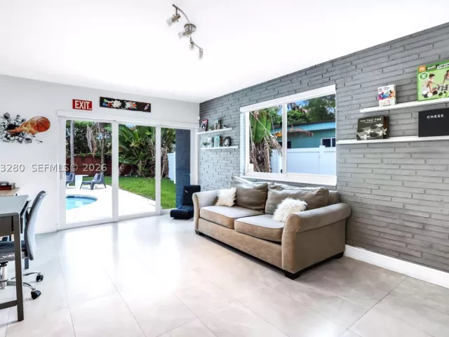 Продажа дома по адресу 5424 Garfield St - фото 9292230