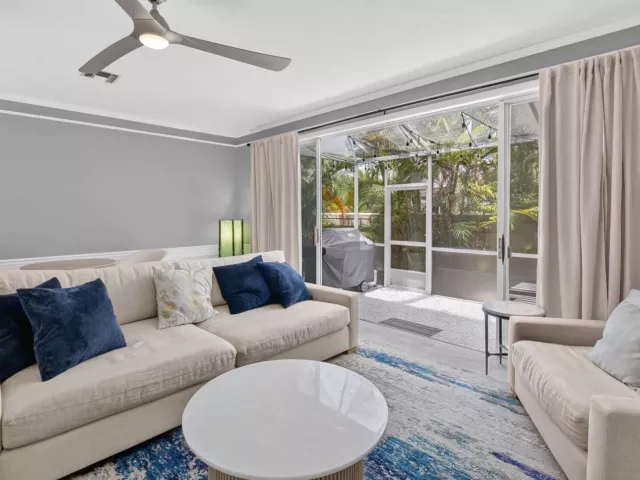Продажа дома по адресу 5415 GRAND PARK Place - фото 8948550