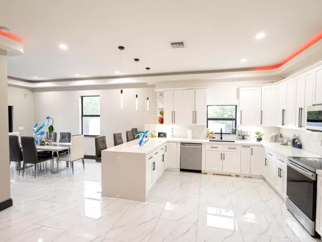 Продажа дома по адресу 725 Mercury Street Street - фото 9103362