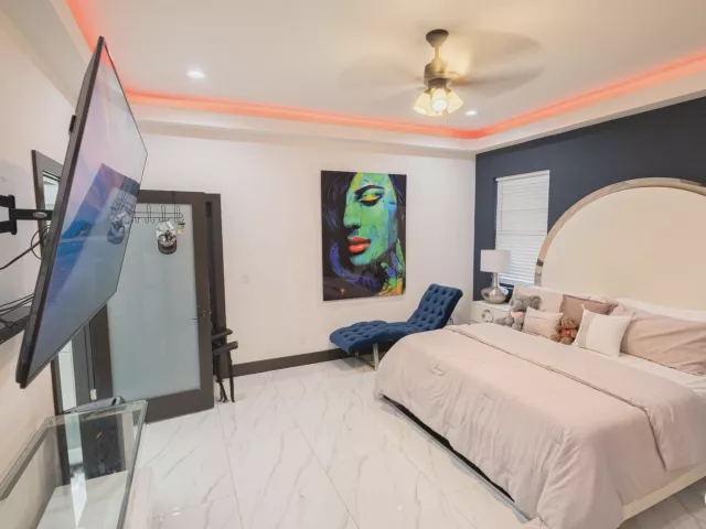 Продажа дома по адресу 725 Mercury Street Street - фото 9103374