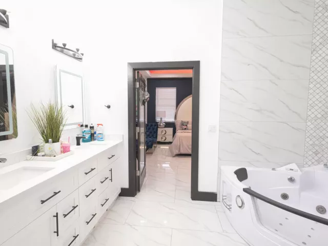 Продажа дома по адресу 725 Mercury Street Street - фото 9103382