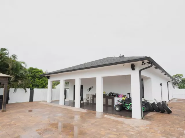 Продажа дома по адресу 725 Mercury Street Street - фото 9103404