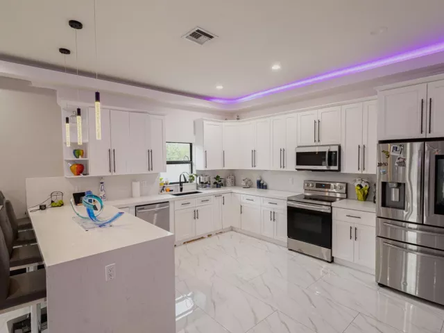 Продажа дома по адресу 725 Mercury Street Street - фото 9103354