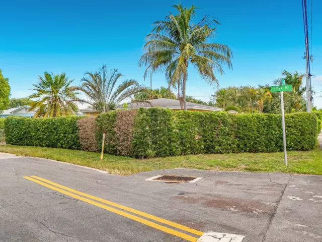 Продажа дома по адресу 4603 S Olive Avenue - фото 9122566