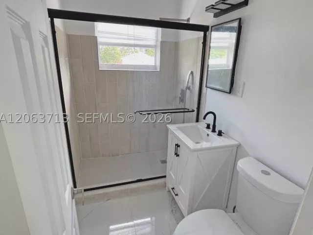 Продажа дома по адресу 1606 NW 12th Ave - фото 9034252