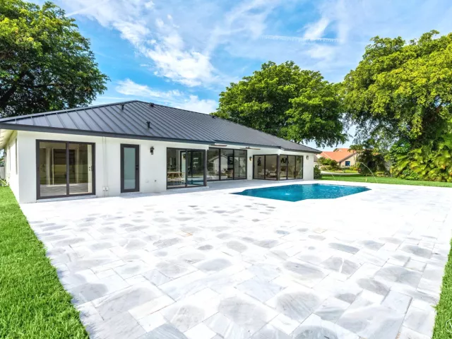 Продажа дома по адресу 11320 Boca Woods Lane - фото 9248748