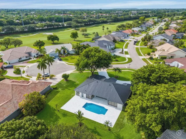 Продажа дома по адресу 11320 Boca Woods Lane - фото 9248763
