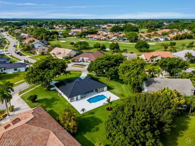 Продажа дома по адресу 11320 Boca Woods Lane - фото 9248765