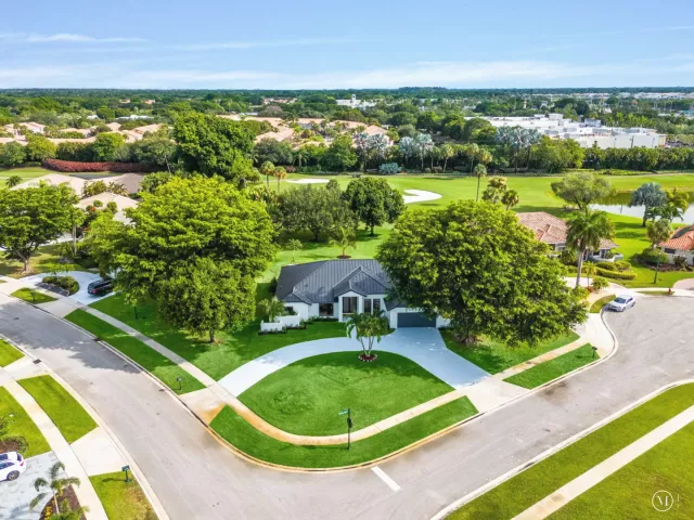 Продажа дома по адресу 11320 Boca Woods Lane - фото 9248767