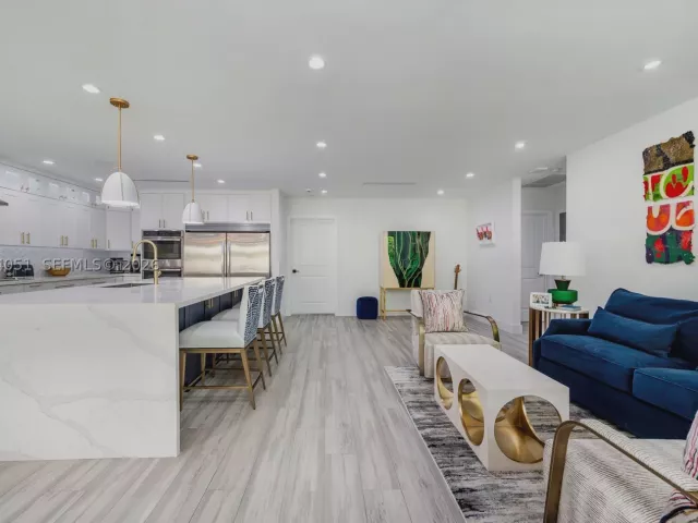 Продажа дома по адресу 831 Cortez St - фото 9200681