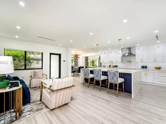 Продажа дома по адресу 831 Cortez St - фото 9200684