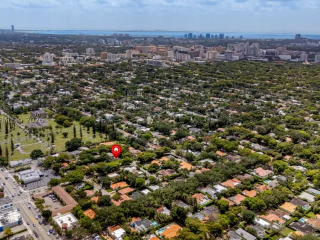 Продажа дома по адресу 831 Cortez St - фото 9200800