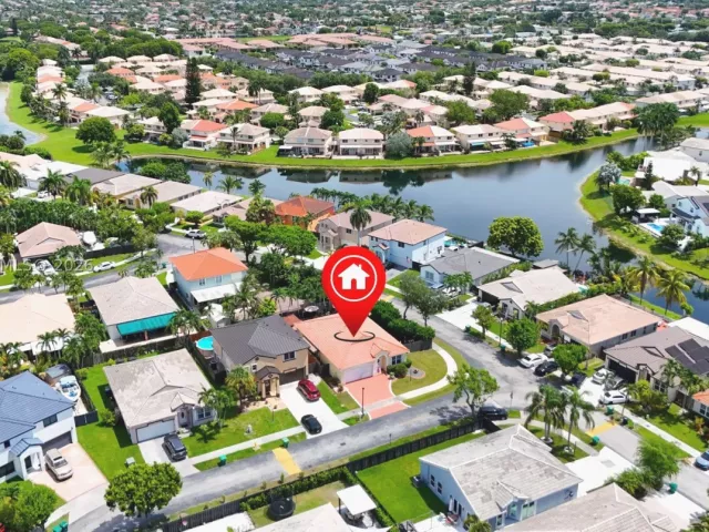 Продажа дома по адресу 16437 SW 76th Ter - фото 9264388