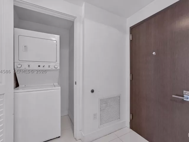 Квартира в аренду номер3902 - фото 9080414