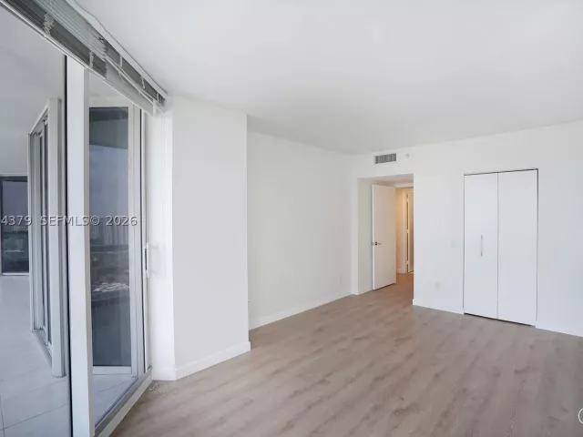 Квартира в аренду номер2604 - фото 8959862