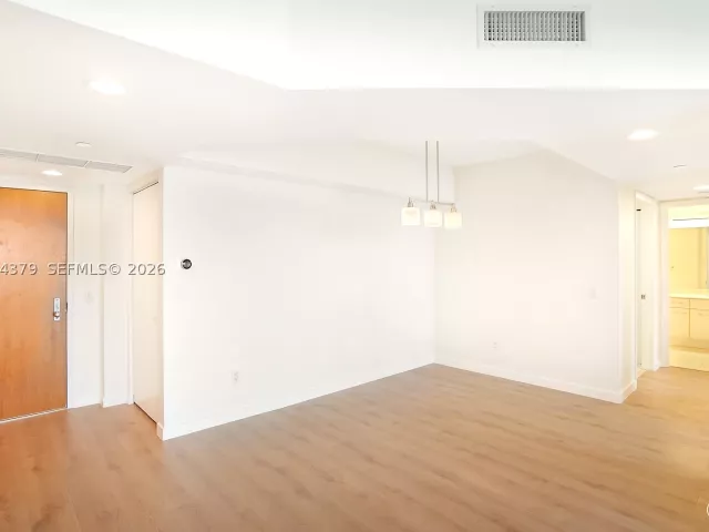 Квартира в аренду номер2604 - фото 8959850