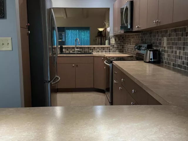 Продажа дома по адресу 6912 BARBAROSSA Street - фото 9362152