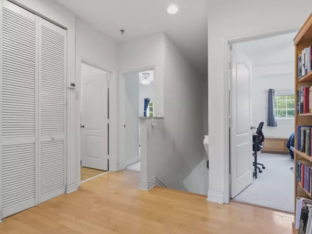 Продажа дома по адресу 5880 SW 99th Terrace - фото 9004668