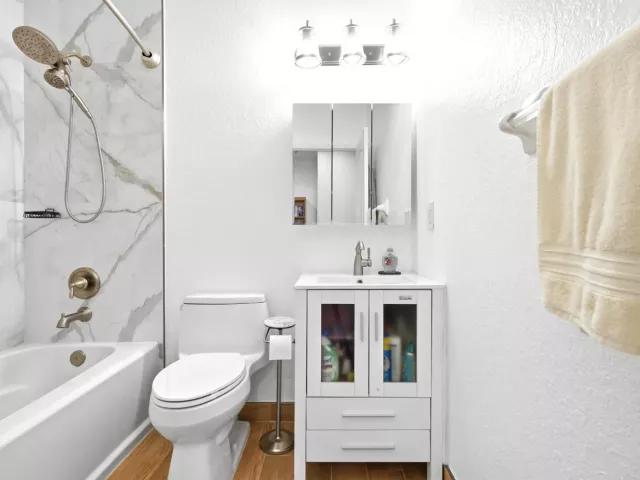 Продажа дома по адресу 5880 SW 99th Terrace - фото 9004676
