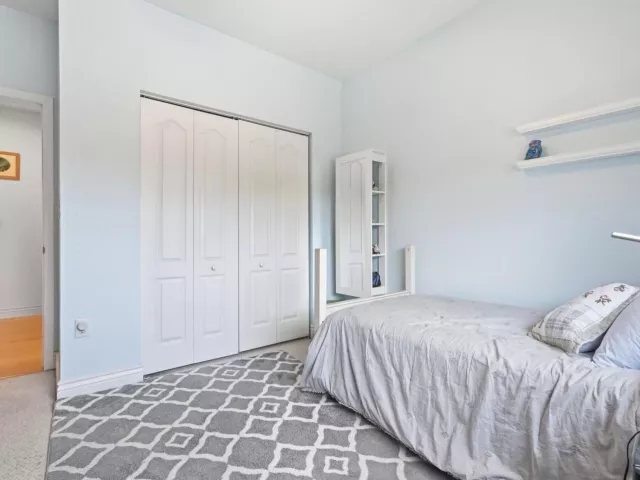 Продажа дома по адресу 5880 SW 99th Terrace - фото 9004678