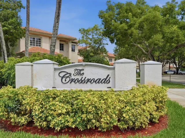 Продажа дома по адресу 5880 SW 99th Terrace - фото 9004690