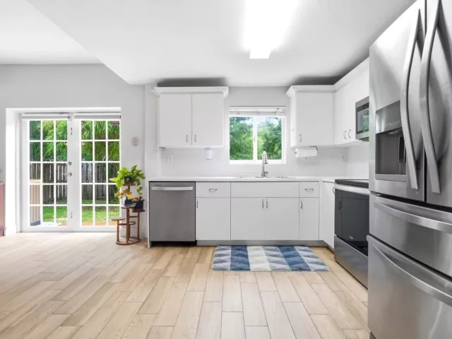 Продажа дома по адресу 5880 SW 99th Terrace - фото 9004662