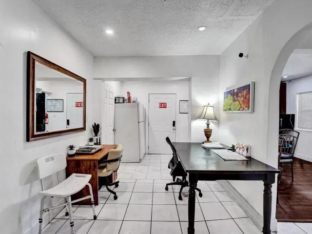 Продажа дома по адресу 2442 FUNSTON Street - фото 9054939