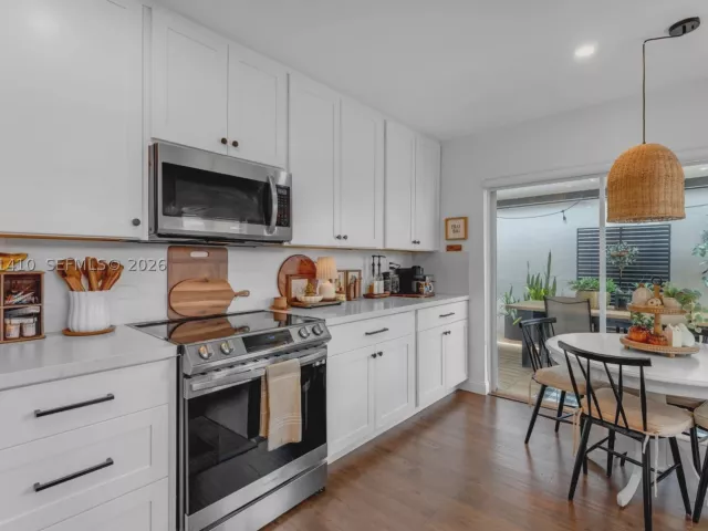 Продажа дома по адресу 1050 NW 129th Ave - фото 9261629