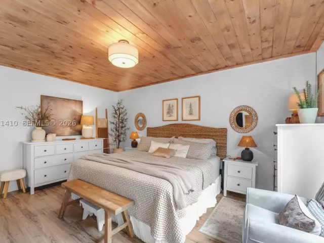 Продажа дома по адресу 1050 NW 129th Ave - фото 9261632