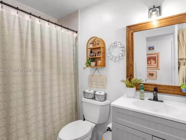 Продажа дома по адресу 1050 NW 129th Ave - фото 9261636
